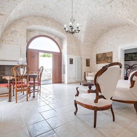 Dimora Lucrezia - Big & Central Apatment With Parking Ostuni Extérieur photo