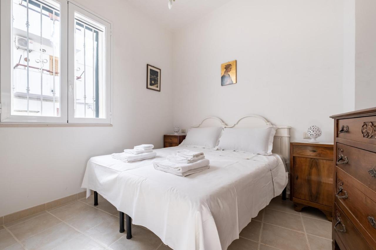 Dimora Lucrezia - Big & Central Apatment With Parking Ostuni Extérieur photo